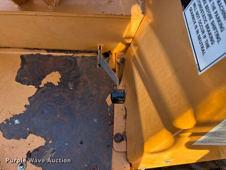 image for item DQ4177 2004 Astec RT660 trencher