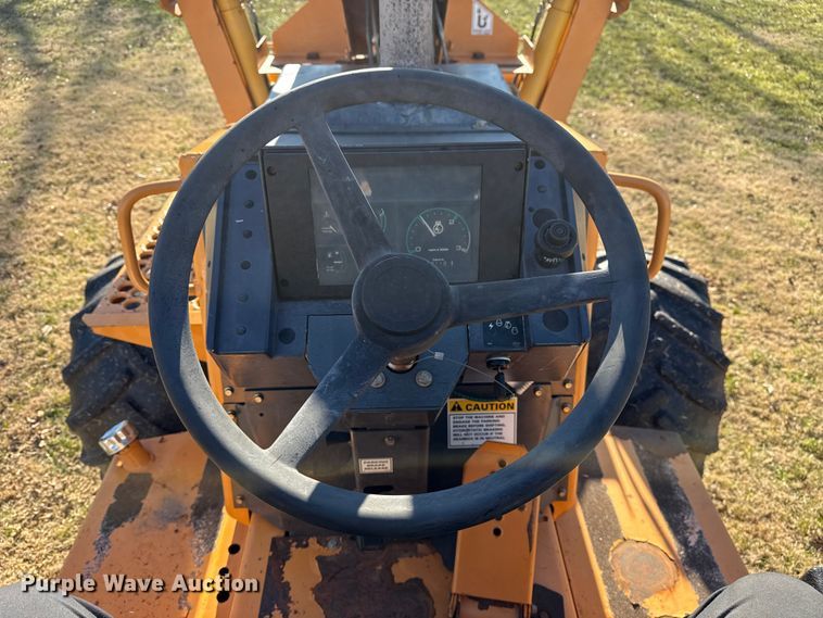 image for item DQ4177 2004 Astec RT660 trencher