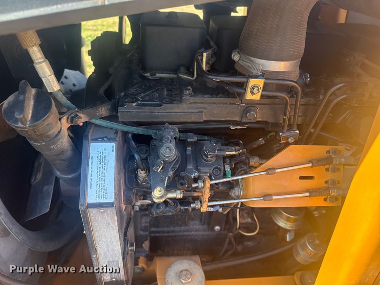 image for item DQ4177 2004 Astec RT660 trencher