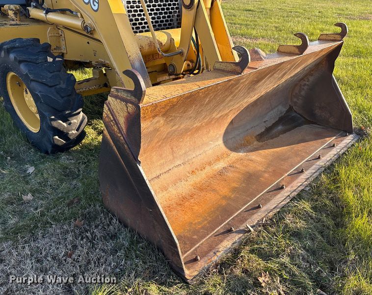 image for item DT0002 2004 John Deere 410G backhoe