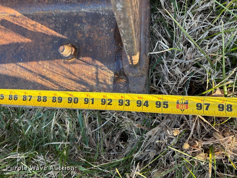 image for item DT0002 2004 John Deere 410G backhoe