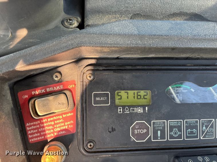 image for item DT0002 2004 John Deere 410G backhoe