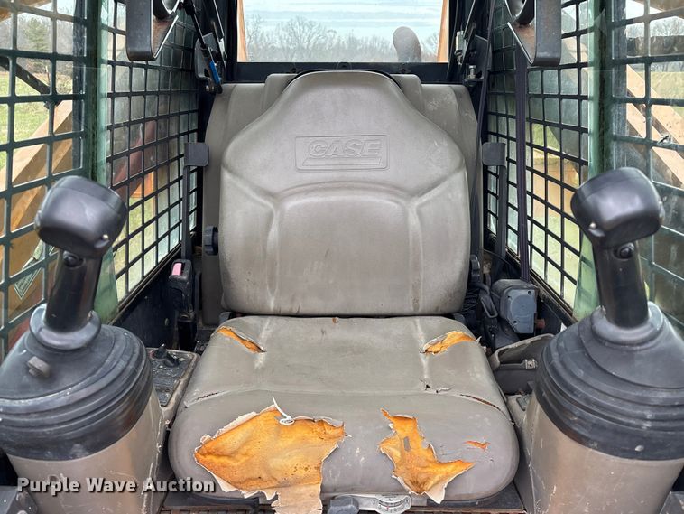 image for item DT0003 2007 Case 450 skid steer loader