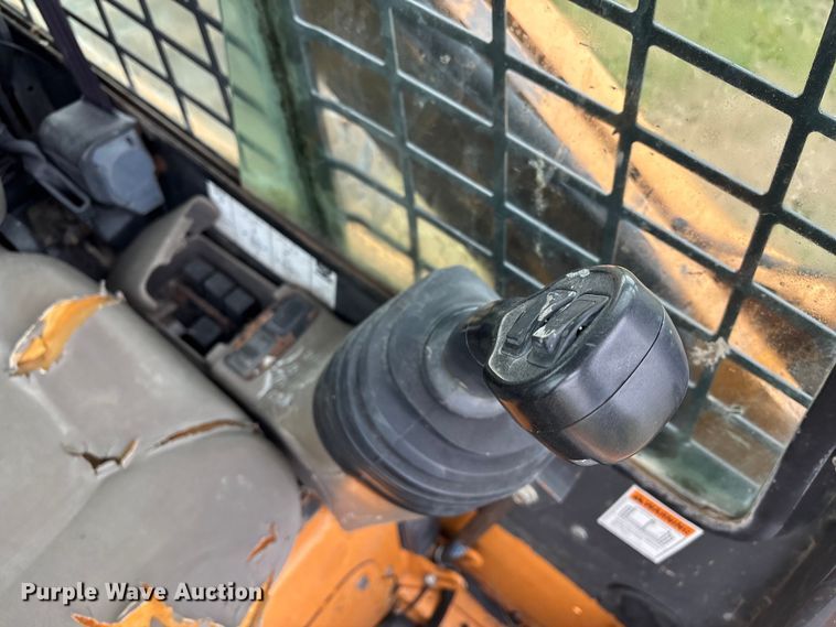 image for item DT0003 2007 Case 450 skid steer loader