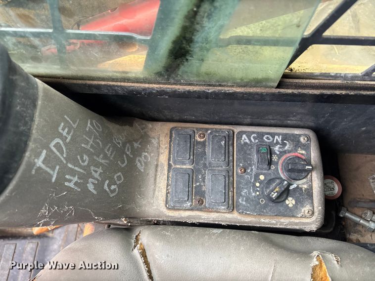 image for item DT0003 2007 Case 450 skid steer loader