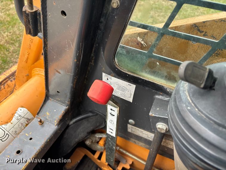 image for item DT0003 2007 Case 450 skid steer loader