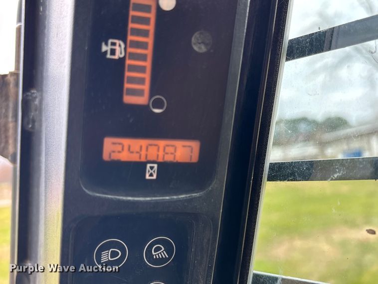 image for item DT0003 2007 Case 450 skid steer loader