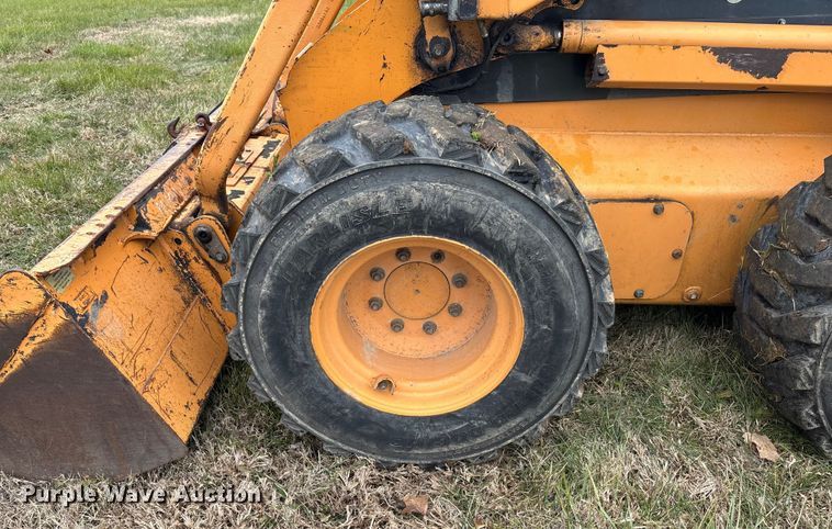 image for item DT0003 2007 Case 450 skid steer loader