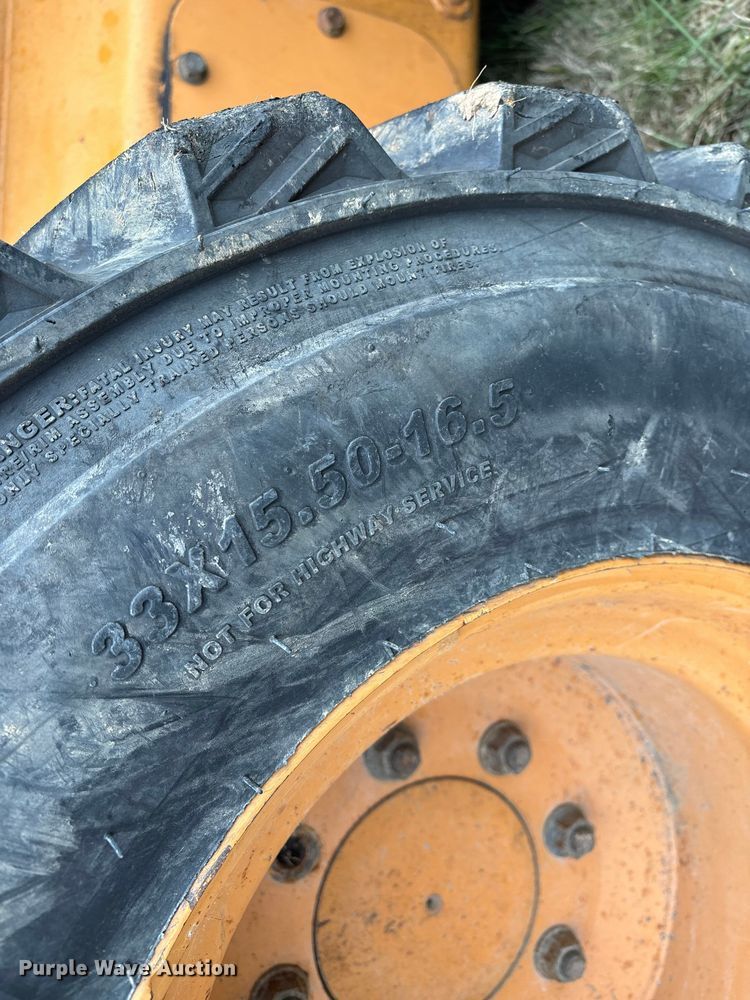 image for item DT0003 2007 Case 450 skid steer loader