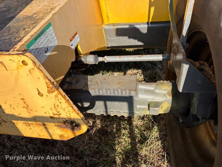 image for item DT0004 1998 Gehl DL-6H 40 telehandler