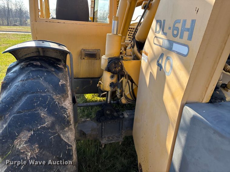 image for item DT0004 1998 Gehl DL-6H 40 telehandler