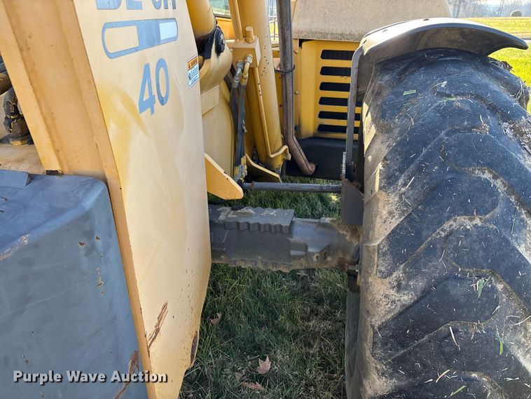 image for item DT0004 1998 Gehl DL-6H 40 telehandler