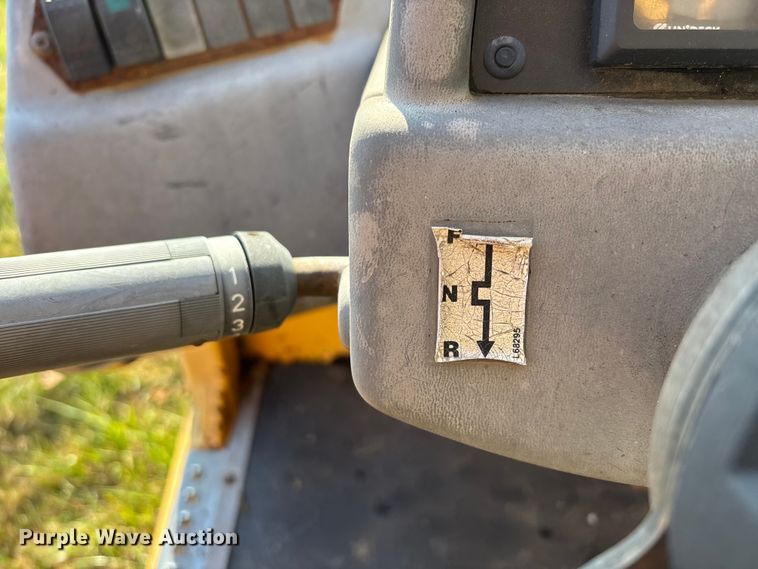 image for item DT0004 1998 Gehl DL-6H 40 telehandler