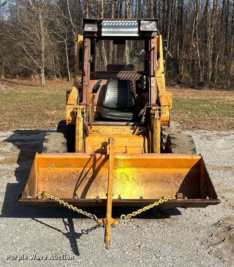 image for item DT0005 1990 Case 1840 skid steer loader