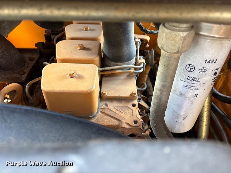 image for item DT0005 1990 Case 1840 skid steer loader