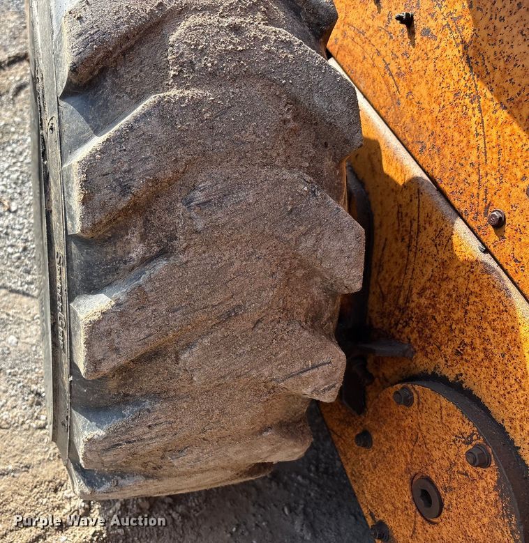 image for item DT0005 1990 Case 1840 skid steer loader