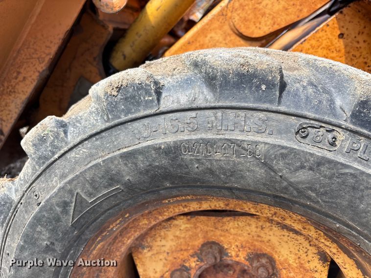 image for item DT0005 1990 Case 1840 skid steer loader