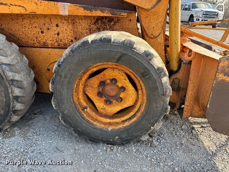 image for item DT0005 1990 Case 1840 skid steer loader