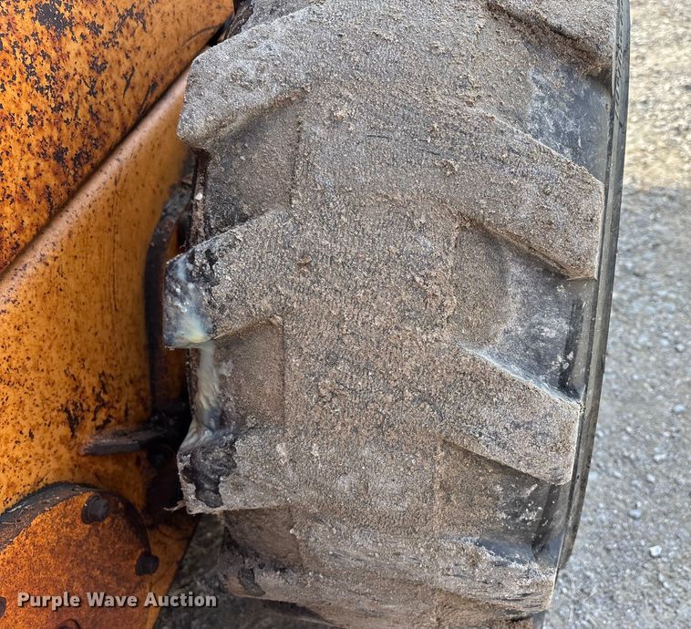 image for item DT0005 1990 Case 1840 skid steer loader