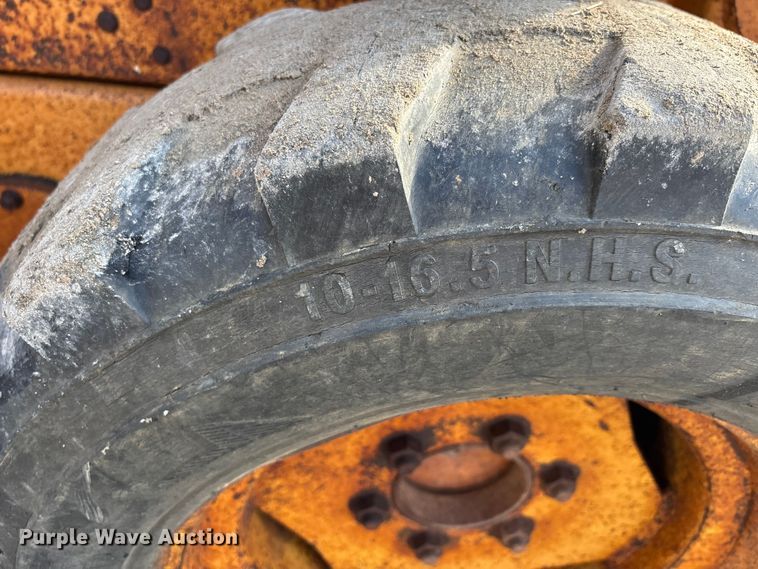 image for item DT0005 1990 Case 1840 skid steer loader