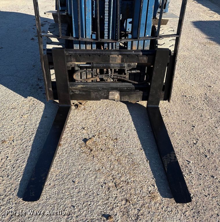 image for item DT0009 Komatsu FG25T 11 forklift