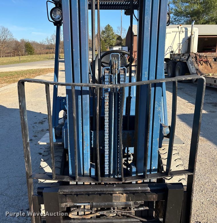 image for item DT0009 Komatsu FG25T 11 forklift