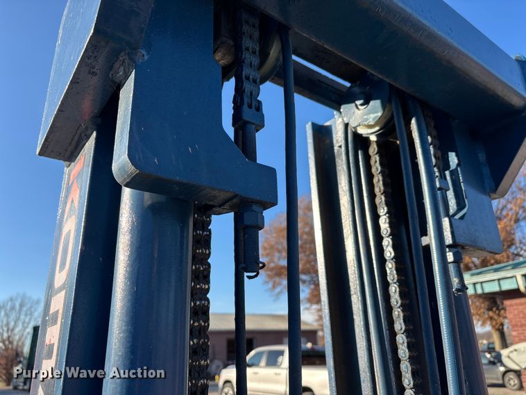 image for item DT0009 Komatsu FG25T 11 forklift