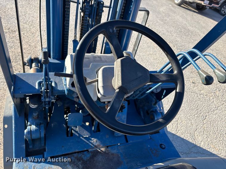 image for item DT0009 Komatsu FG25T 11 forklift