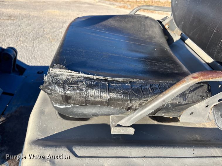 image for item DT0009 Komatsu FG25T 11 forklift