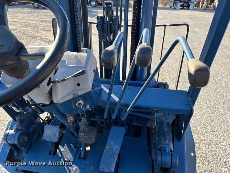 image for item DT0009 Komatsu FG25T 11 forklift