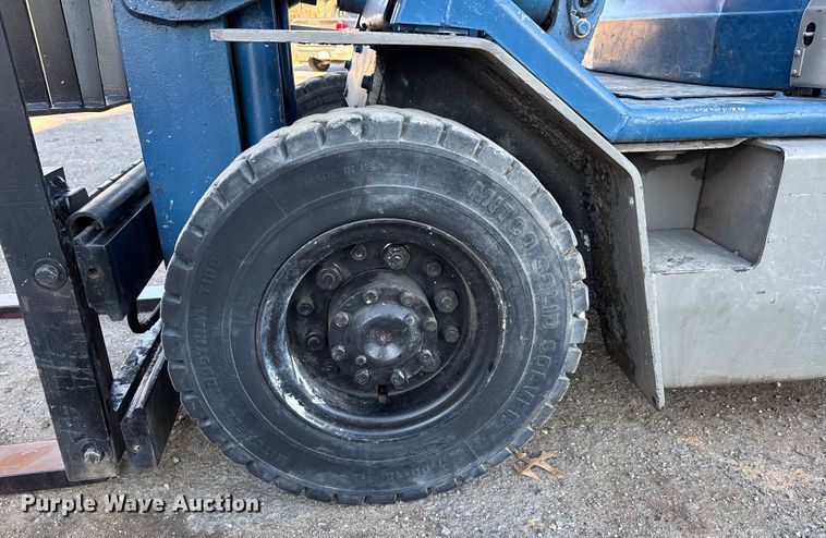 image for item DT0009 Komatsu FG25T 11 forklift