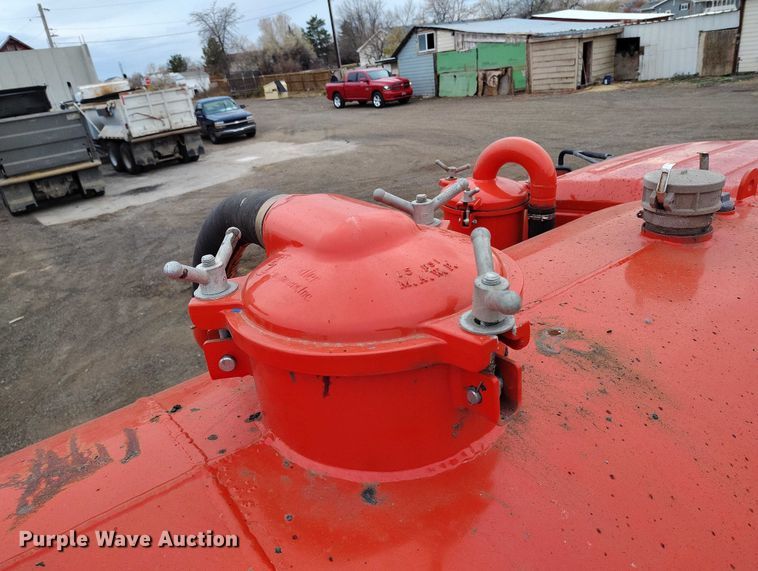 image for item DT0777 2007 International MA025 vacuum truck