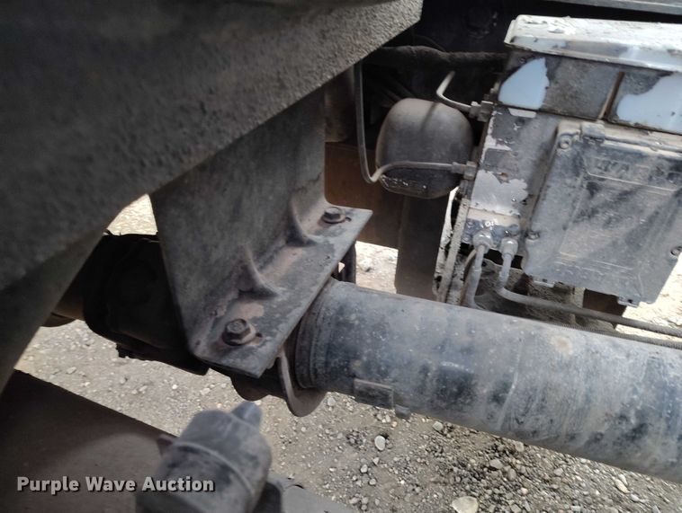 image for item DT0777 2007 International MA025 vacuum truck