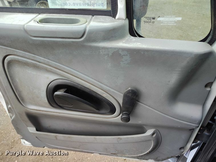 image for item DT0777 2007 International MA025 vacuum truck