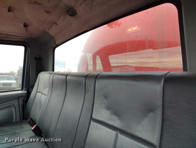 image for item DT0777 2007 International MA025 vacuum truck