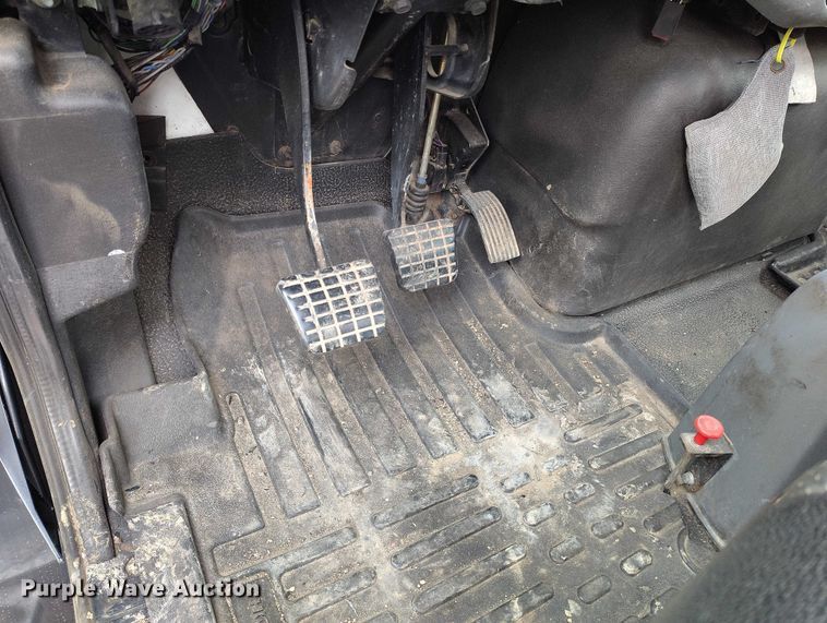 image for item DT0777 2007 International MA025 vacuum truck