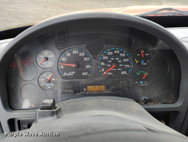 image for item DT0777 2007 International MA025 vacuum truck