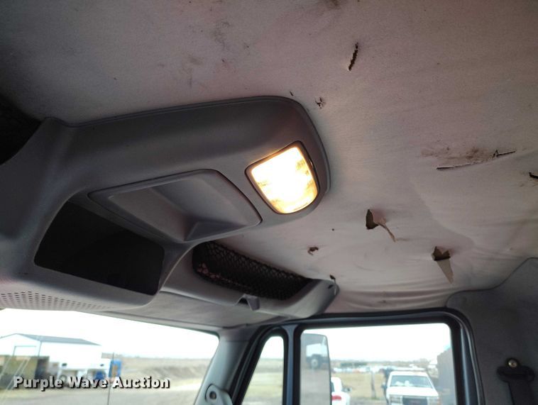 image for item DT0777 2007 International MA025 vacuum truck