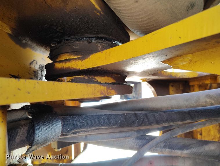 image for item DT0782 2012 John Deere 644K wheel loader