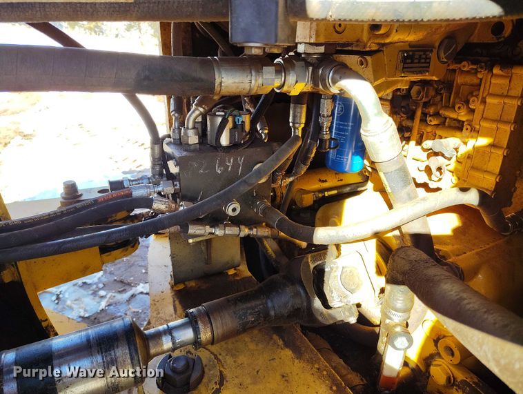 image for item DT0782 2012 John Deere 644K wheel loader