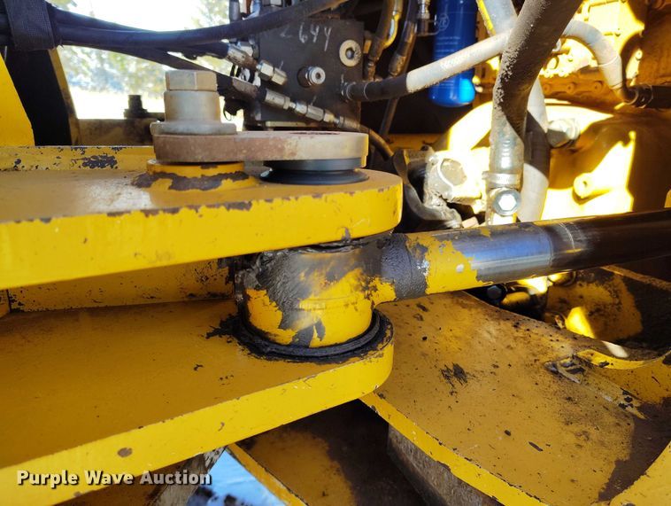 image for item DT0782 2012 John Deere 644K wheel loader