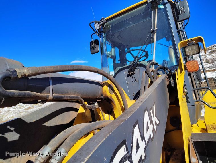 image for item DT0782 2012 John Deere 644K wheel loader