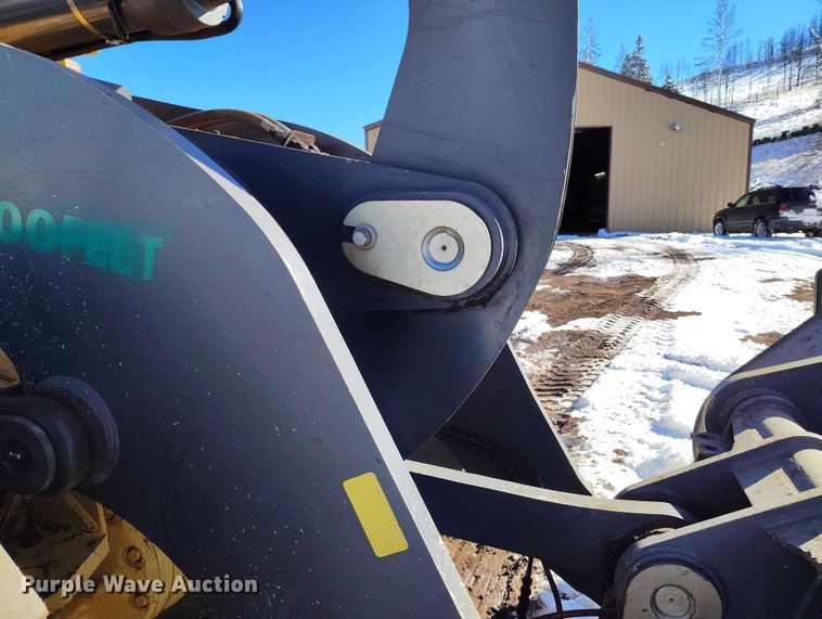 image for item DT0782 2012 John Deere 644K wheel loader