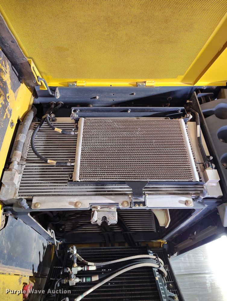 image for item DT0782 2012 John Deere 644K wheel loader