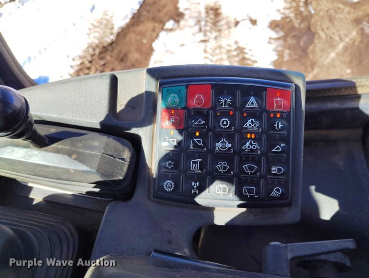 image for item DT0782 2012 John Deere 644K wheel loader