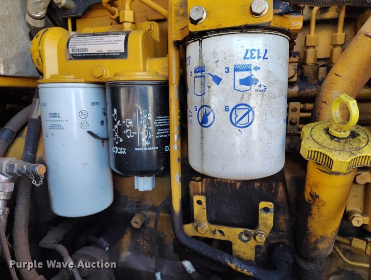 image for item DT0782 2012 John Deere 644K wheel loader