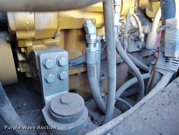 image for item DT0782 2012 John Deere 644K wheel loader