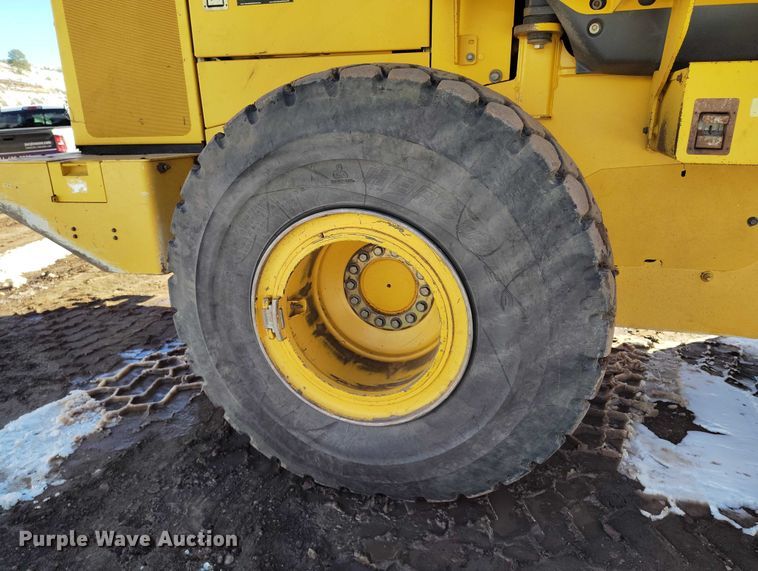 image for item DT0782 2012 John Deere 644K wheel loader