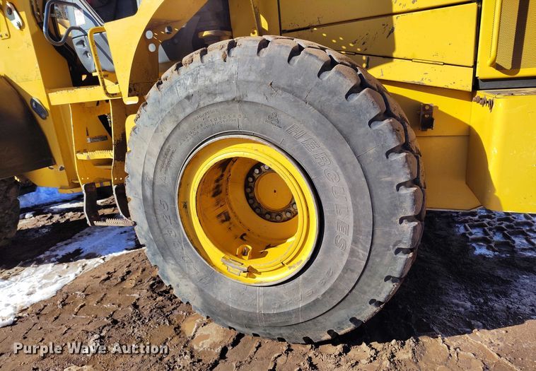 image for item DT0782 2012 John Deere 644K wheel loader