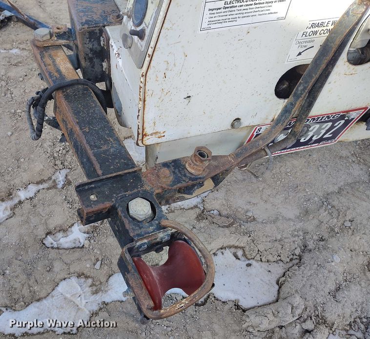 image for item DT0796 2009 International 7400 hydrovac truck